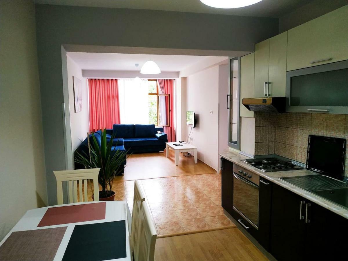 Lovely Apt At The Heart Of The City&Near The Lake Pogradec Extérieur photo